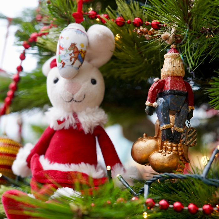 Tips For Decorating an Autism Friendly Christmas Tree