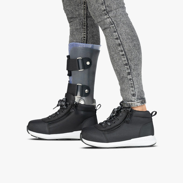 Billy Footwear (Kids) - High Top Rugged Black Goat DZ Shoes